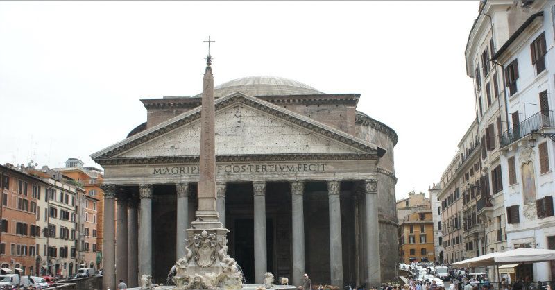 Negozio - Loc.Com. ROMA vendita  Centro storico di Torre Argentina ROMACASA