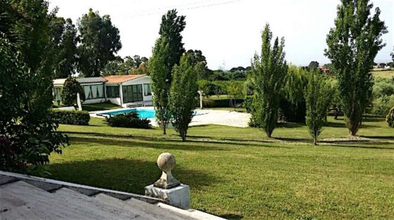 Villa POMEZIA vendita   Pratica di mare ROMACASA