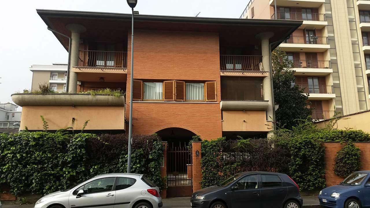  milano vendita quart: lotto piùpiani servizi immobiliari