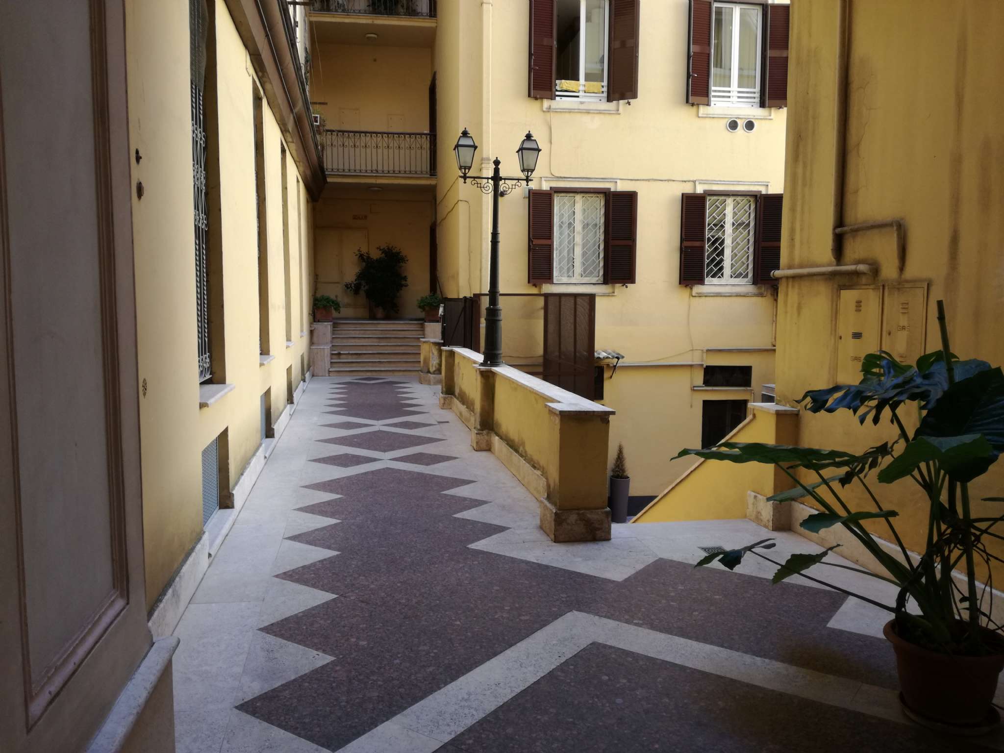 Negozio - Loc.Com. ROMA affitto  PRATI dei gracchi Gabetti - Agenzia Prati - ROMA