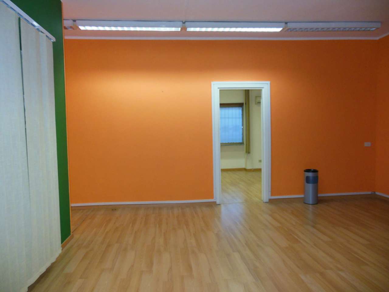 Ufficio - Loc.Com. ROMA affitto  EUROPA  viale dei Santi Pietro e Paolo Penthouse Immobiliare Srl