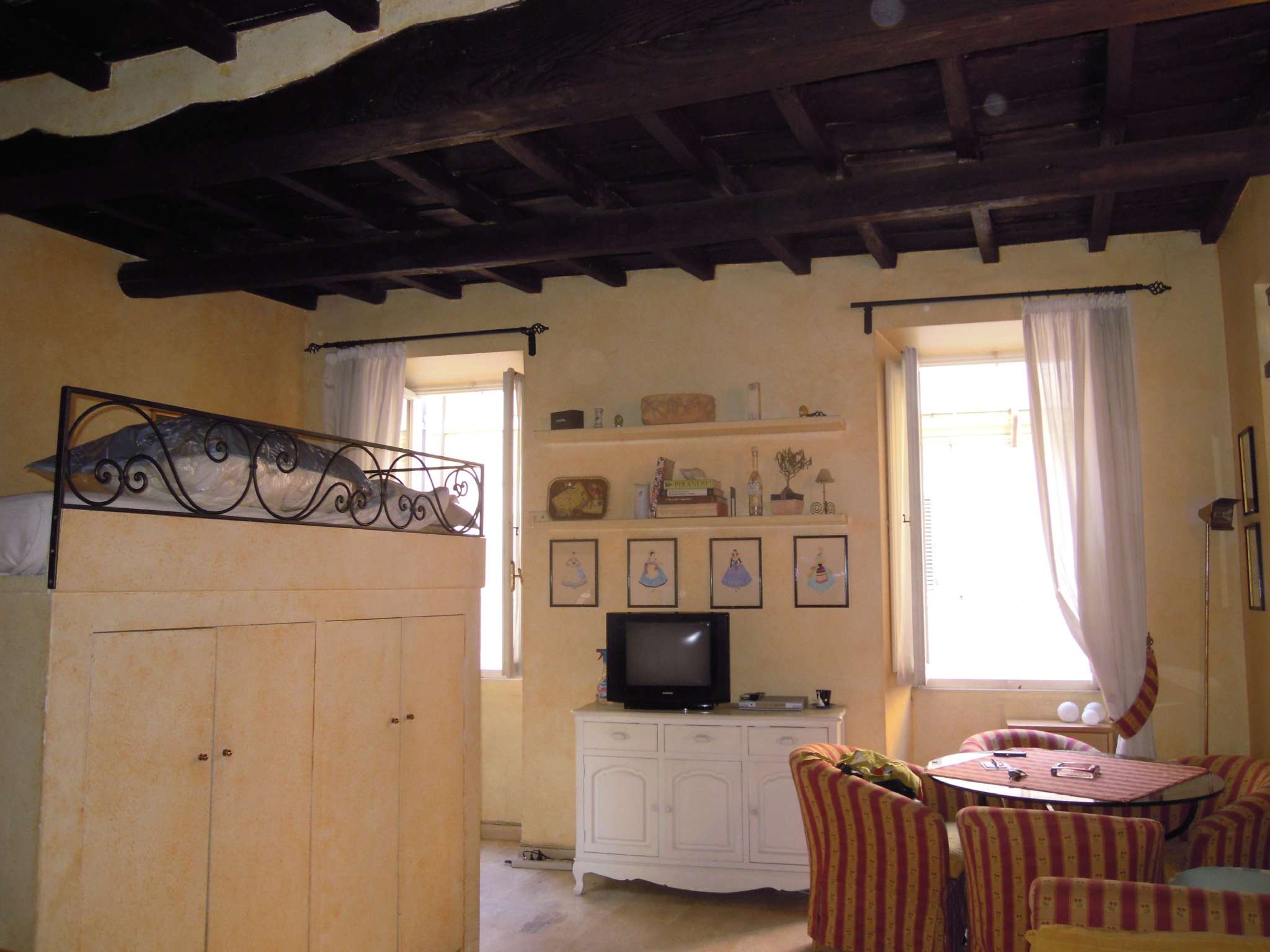 Appartamento ROMA affitto  Centro storico di Panico CENTRO STORICO IMMOBILIARE SRL