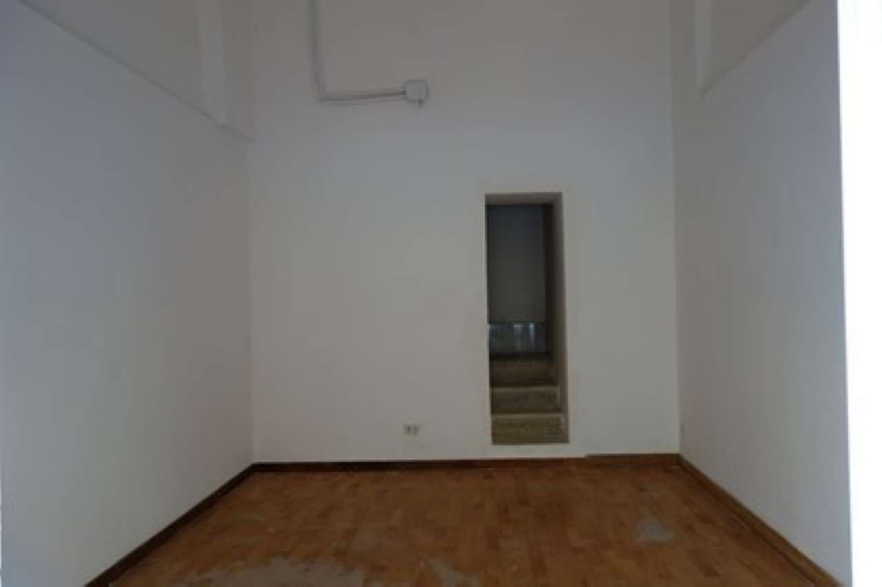 Negozio - Loc.Com. ROMA vendita  TRASTEVERE  Mastro Giorgio CENTRO STORICO IMMOBILIARE SRL