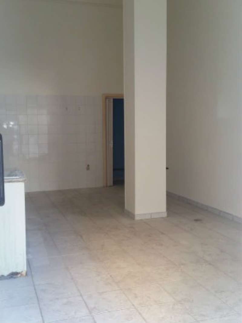 Negozio - Loc.Com. ROMA affitto  PRENESTINO - CENTOCELLE  GIOVANNI PASSERINI casilina immobiliare srl
