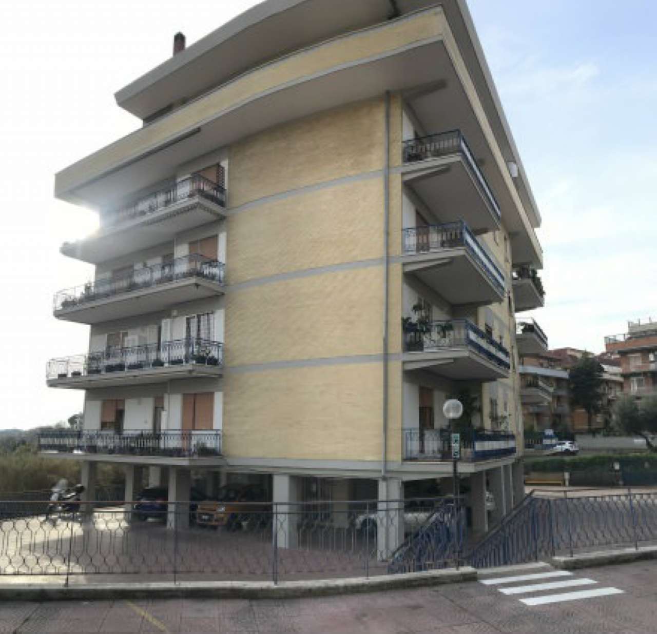 Appartamento ROMA vendita  GIANICOLENSE (XV MUN.) DEI MALATESTA Roma - Immobiliare.it