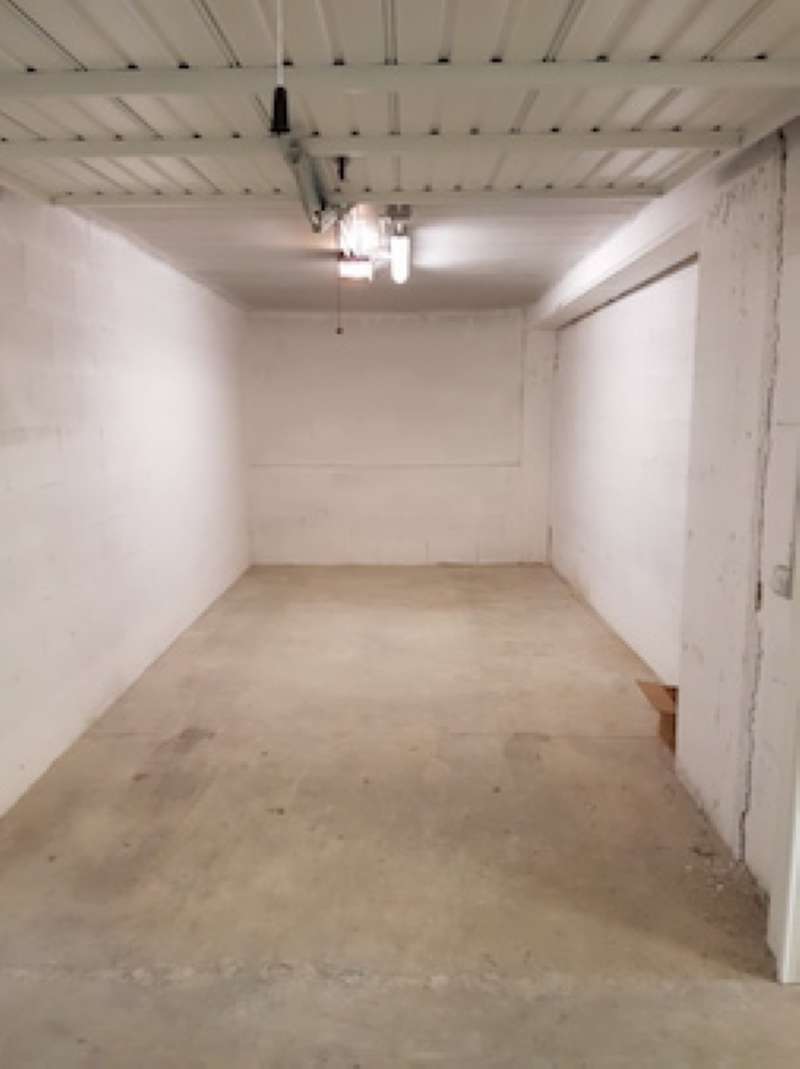 Box auto - Posto auto ROMA vendita    Cassia  Immobiliare srl