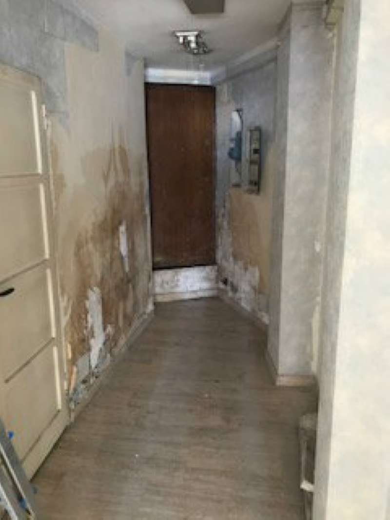 Negozio - Loc.Com. ROMA vendita  AURELIO (XVIII MUN.) irnerio PRATI TRIONFALE IMMOBILIARE s.r.l.