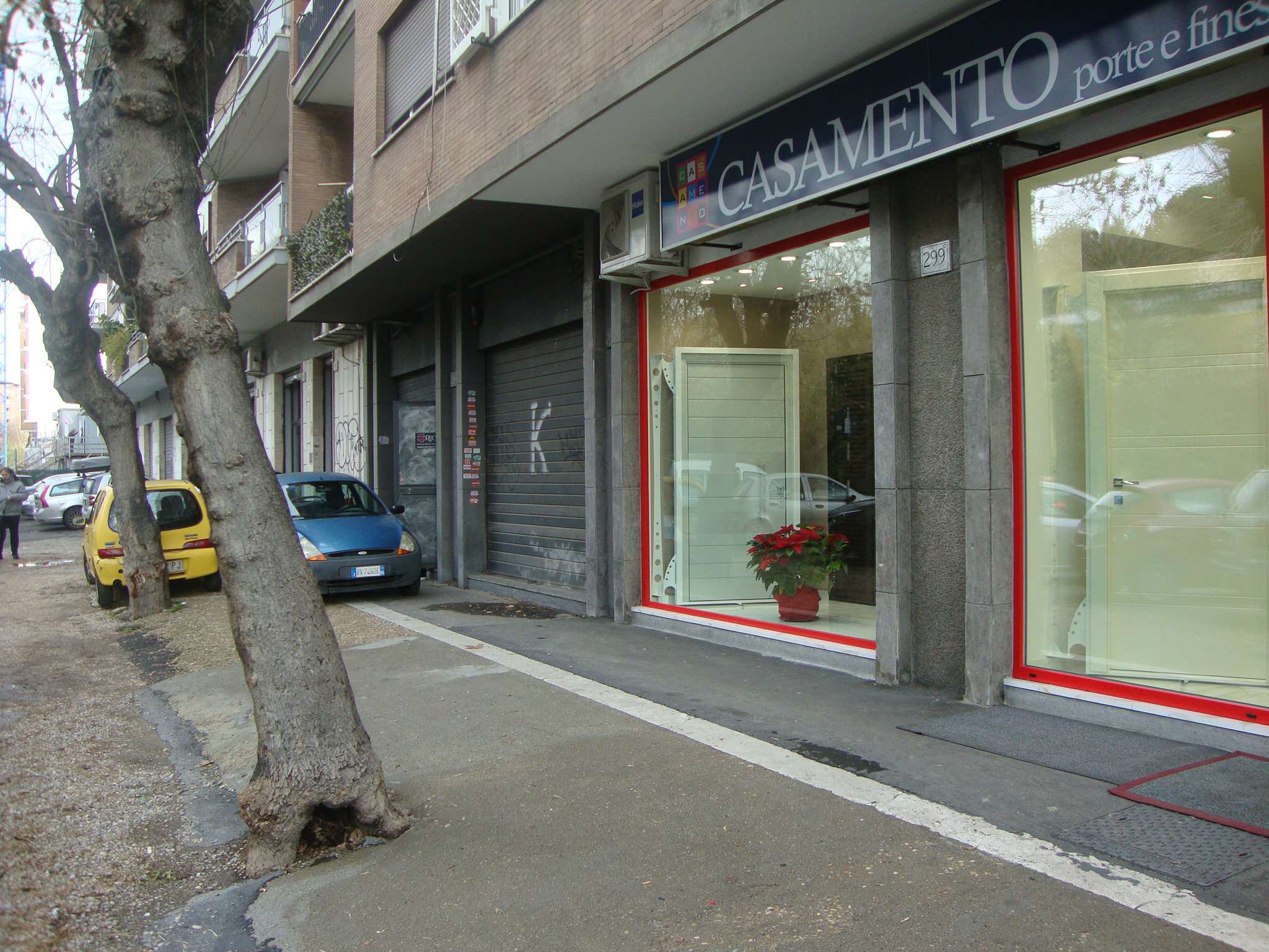 Negozio - Loc.Com. ROMA vendita  PORTUENSE (XV MUN.) VIA PORTUENSE  299 Marconi Immobiliare srl