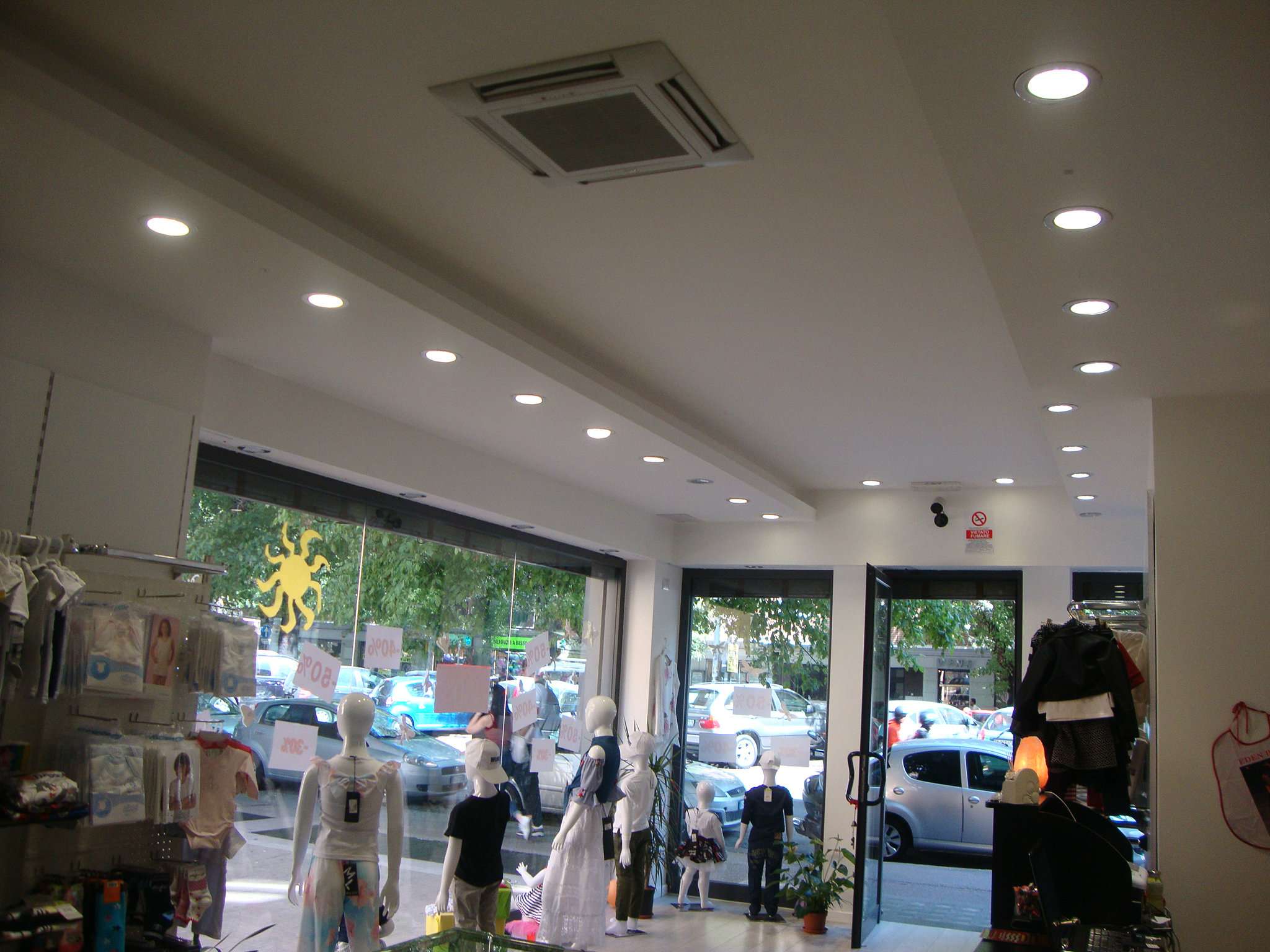 Negozio - Loc.Com. ROMA affitto  MARCONI VIA FRANCESCO GRIMALDI Marconi Immobiliare srl