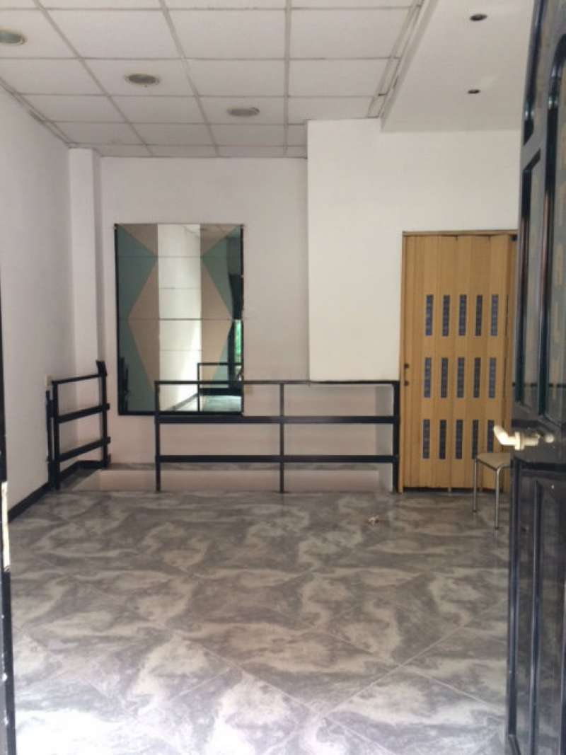 Negozio - Loc.Com. ROMA affitto  San giovanni Tracia San Giovanni immobiliare S.r.l.