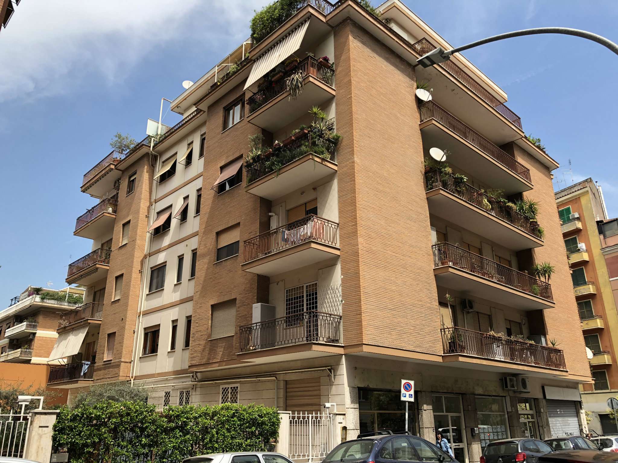 Appartamento ROMA vendita  APPIO LATINO (IX MUN.) Mantellini San Giovanni immobiliare S.r.l.