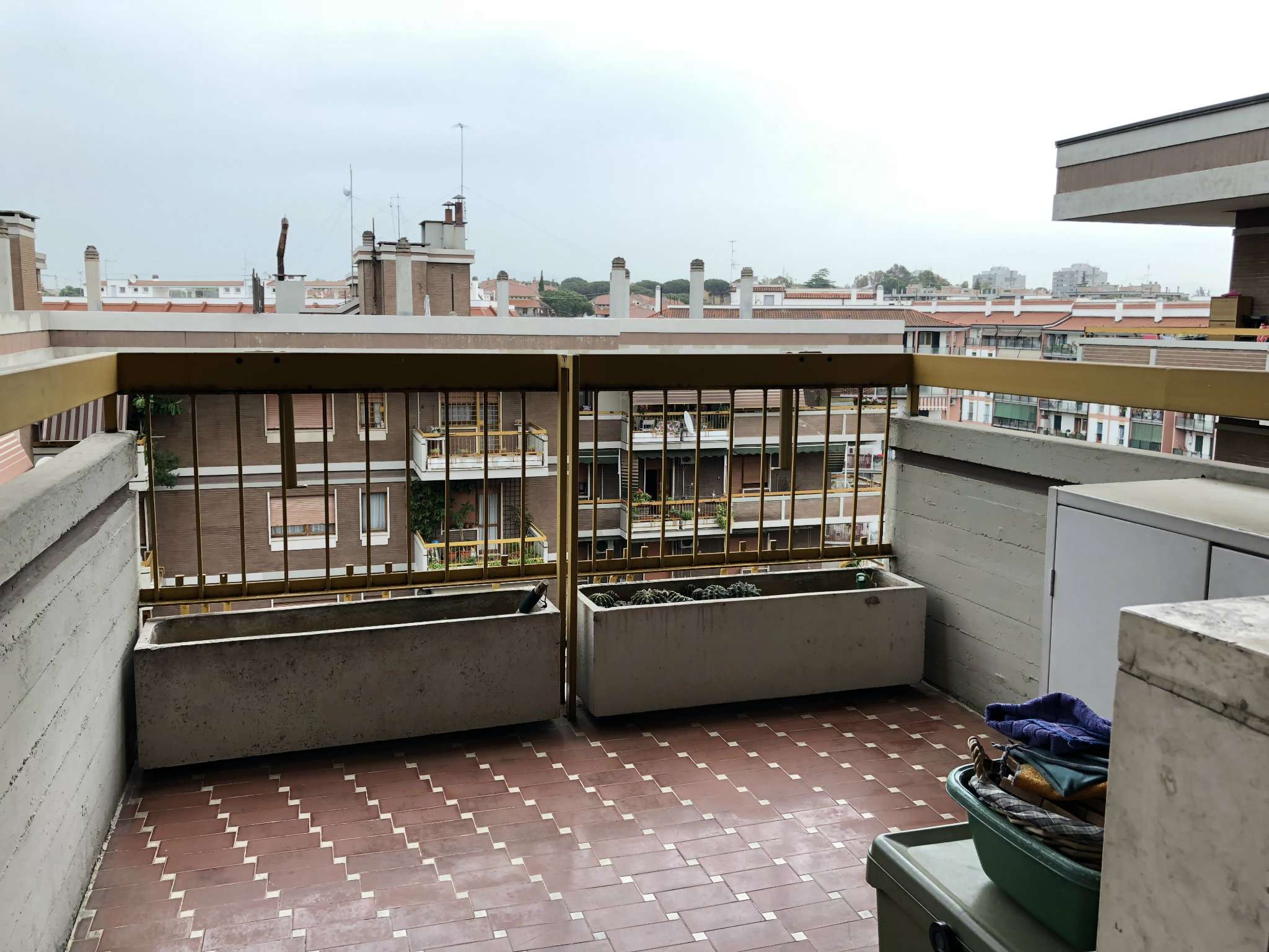 Appartamento ROMA vendita  NUOVO SALARIO Monte Cervialto San Giovanni immobiliare S.r.l.