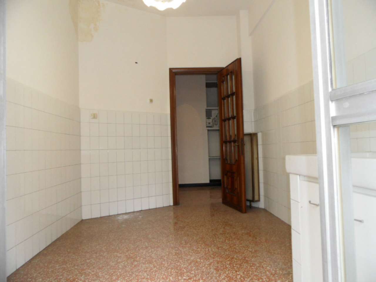 Appartamento GENOVA vendita  SAMPIERDARENA SAN B. DEL FOSSATO studio 3 immobiliare