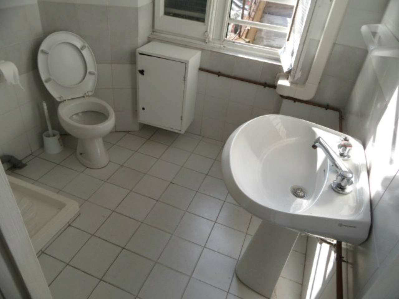 Negozio - Loc.Com. GENOVA vendita  CORNIGLIANO MURATORI studio 3 immobiliare