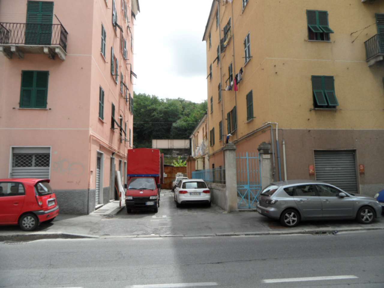 Negozio - Loc.Com. GENOVA vendita  RIVAROLO RIVAROLO studio 3 immobiliare