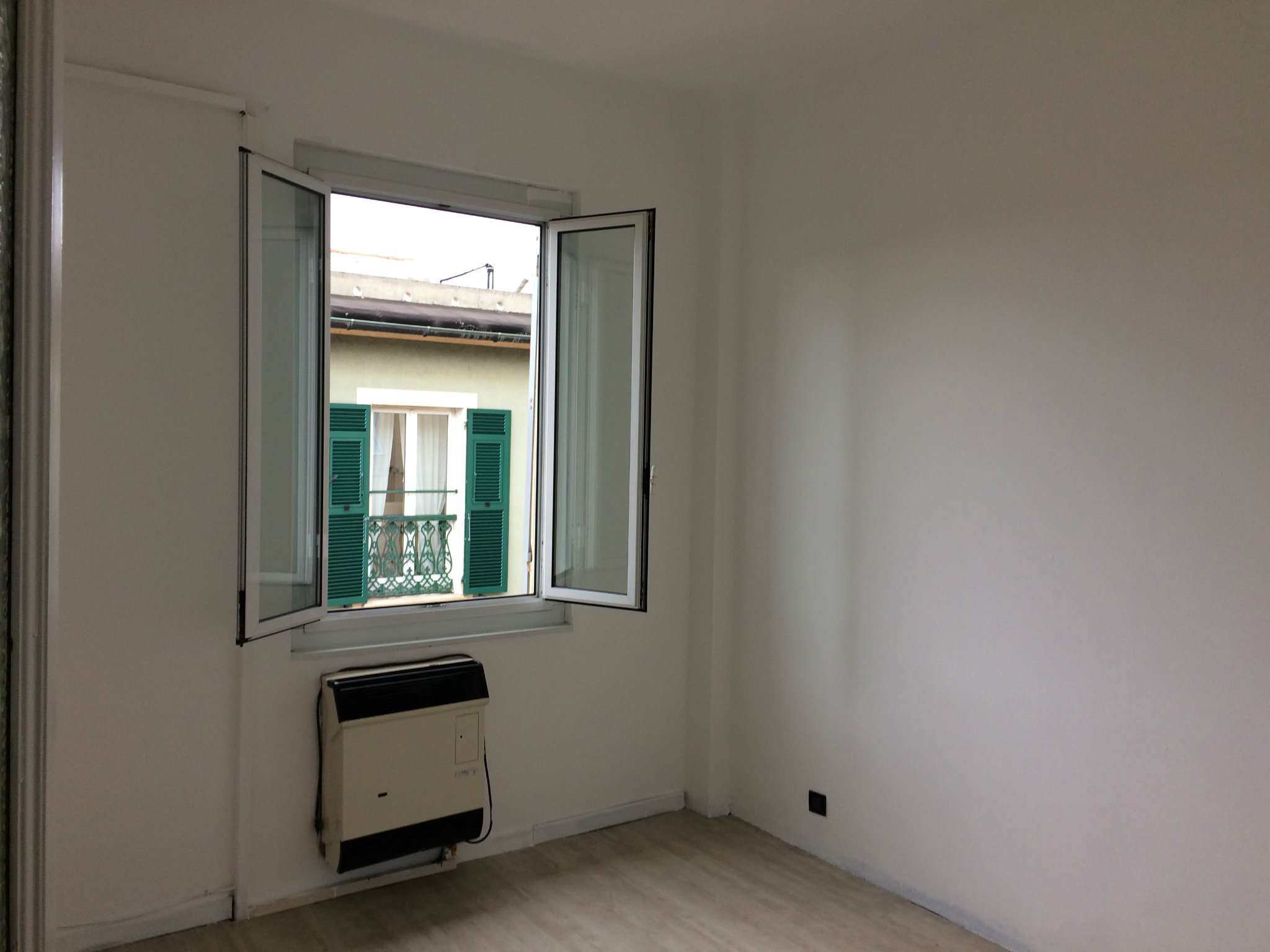 Appartamento GENOVA affitto  SAMPIERDARENA  studio 3 immobiliare