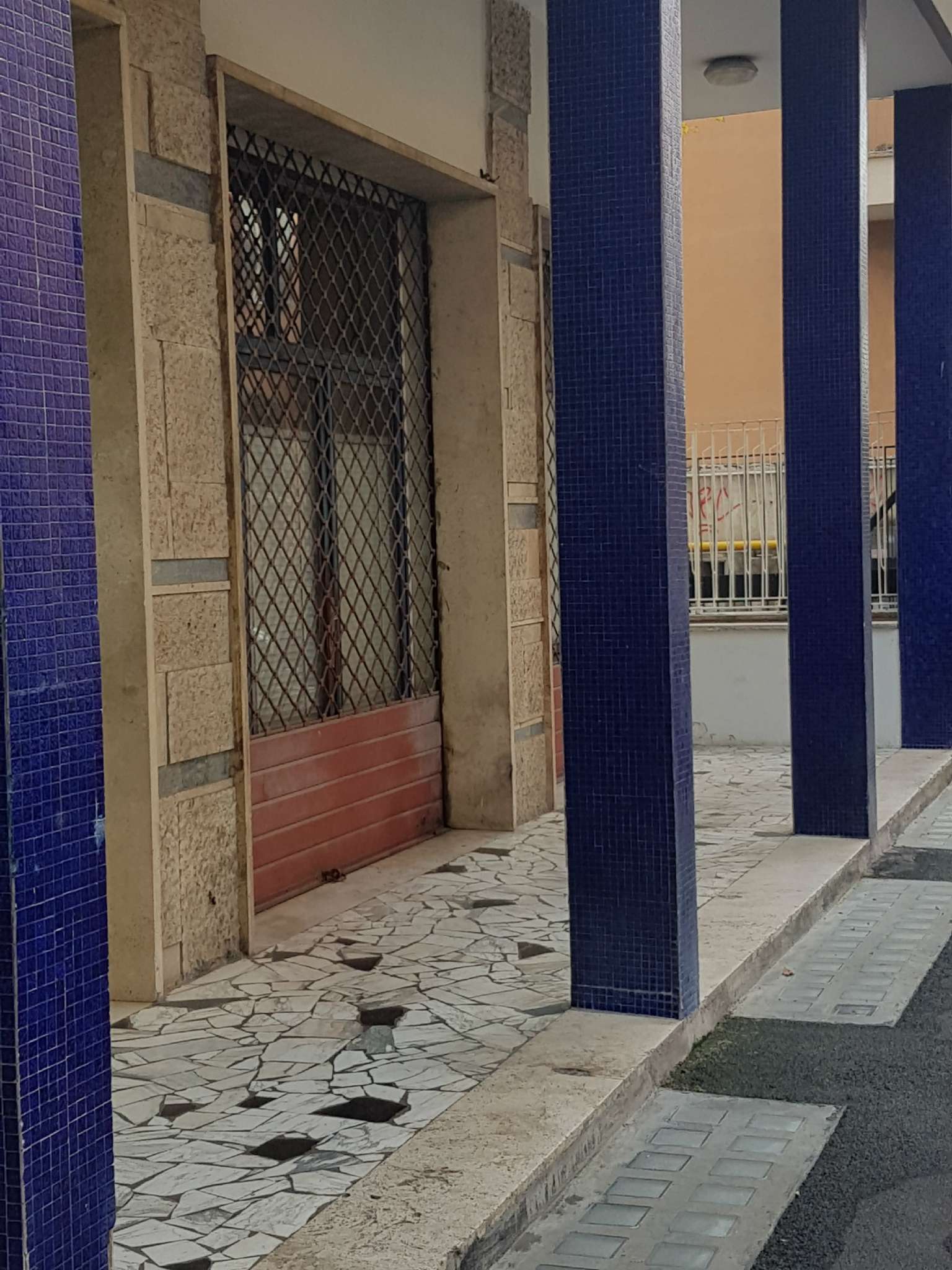Negozio - Loc.Com. ROMA vendita  TRIESTE (II MUN.) SABRATA Immobiliare Trieste 125