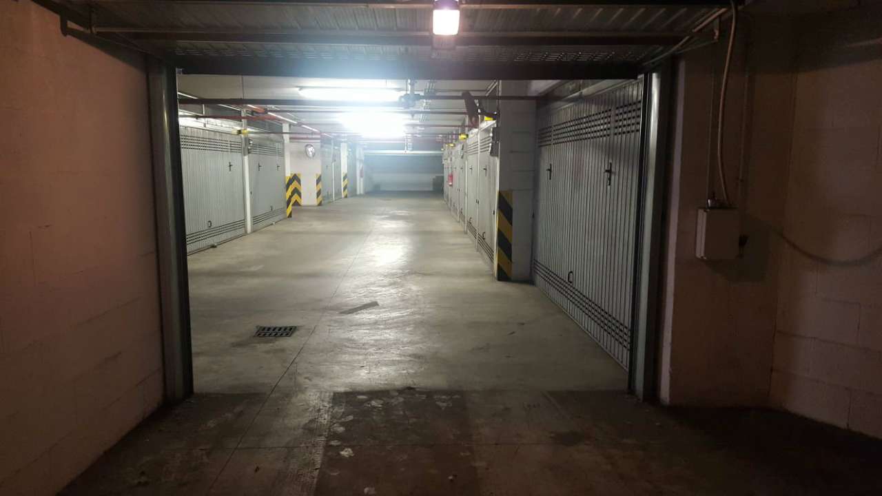 Box auto - Posto auto ROMA vendita  TRIESTE (II MUN.)  Immobiliare Trieste 125