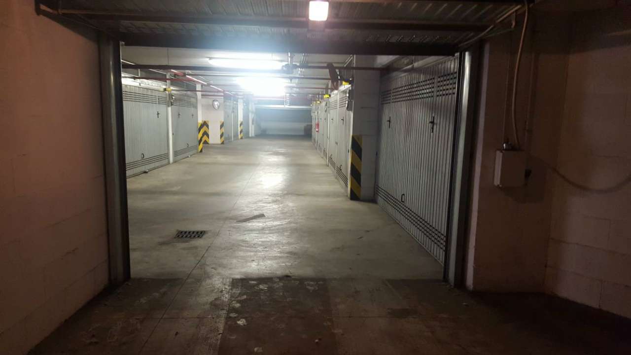 Box auto - Posto auto ROMA vendita  TRIESTE (II MUN.)  Immobiliare Trieste 125