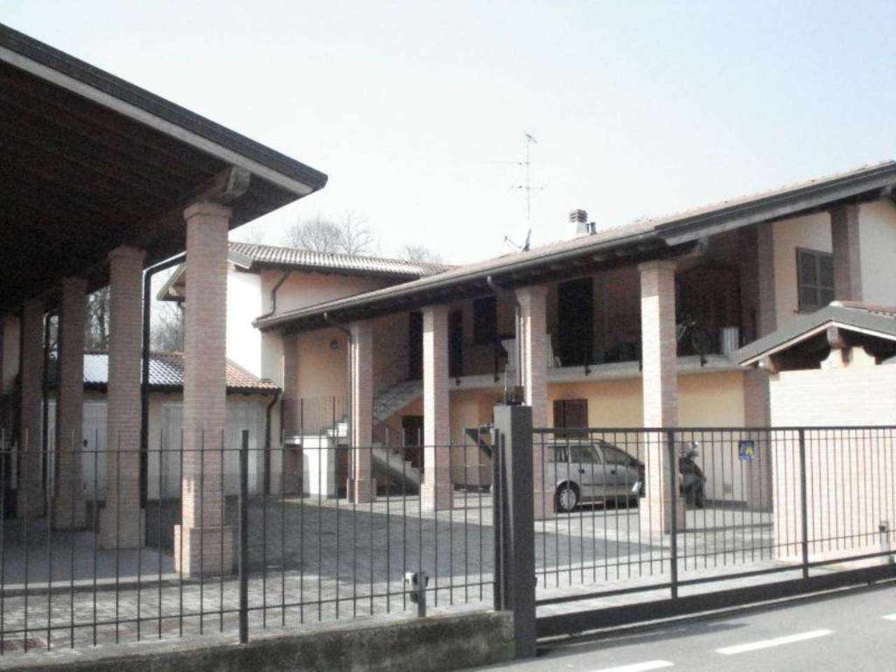  pandino vendita quart:  immobiliare milano hinterland