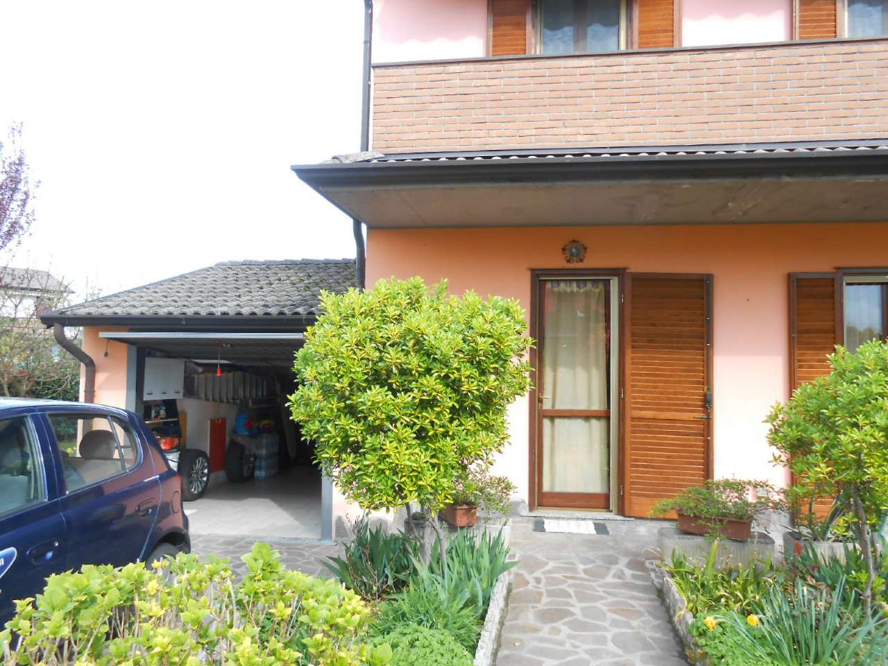  crema vendita quart:  immobiliare milano hinterland