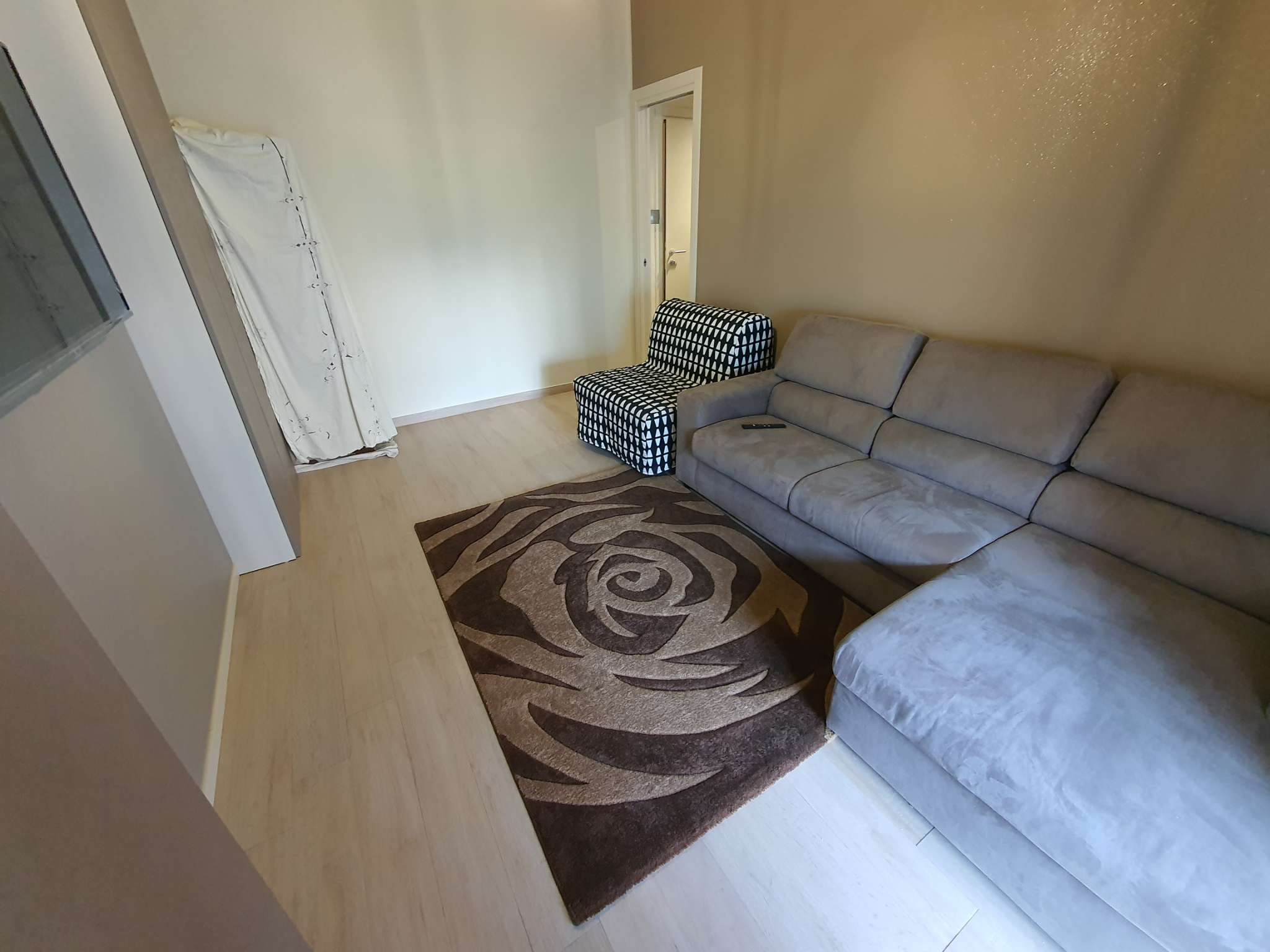 Milano Affitto APPARTAMENTO