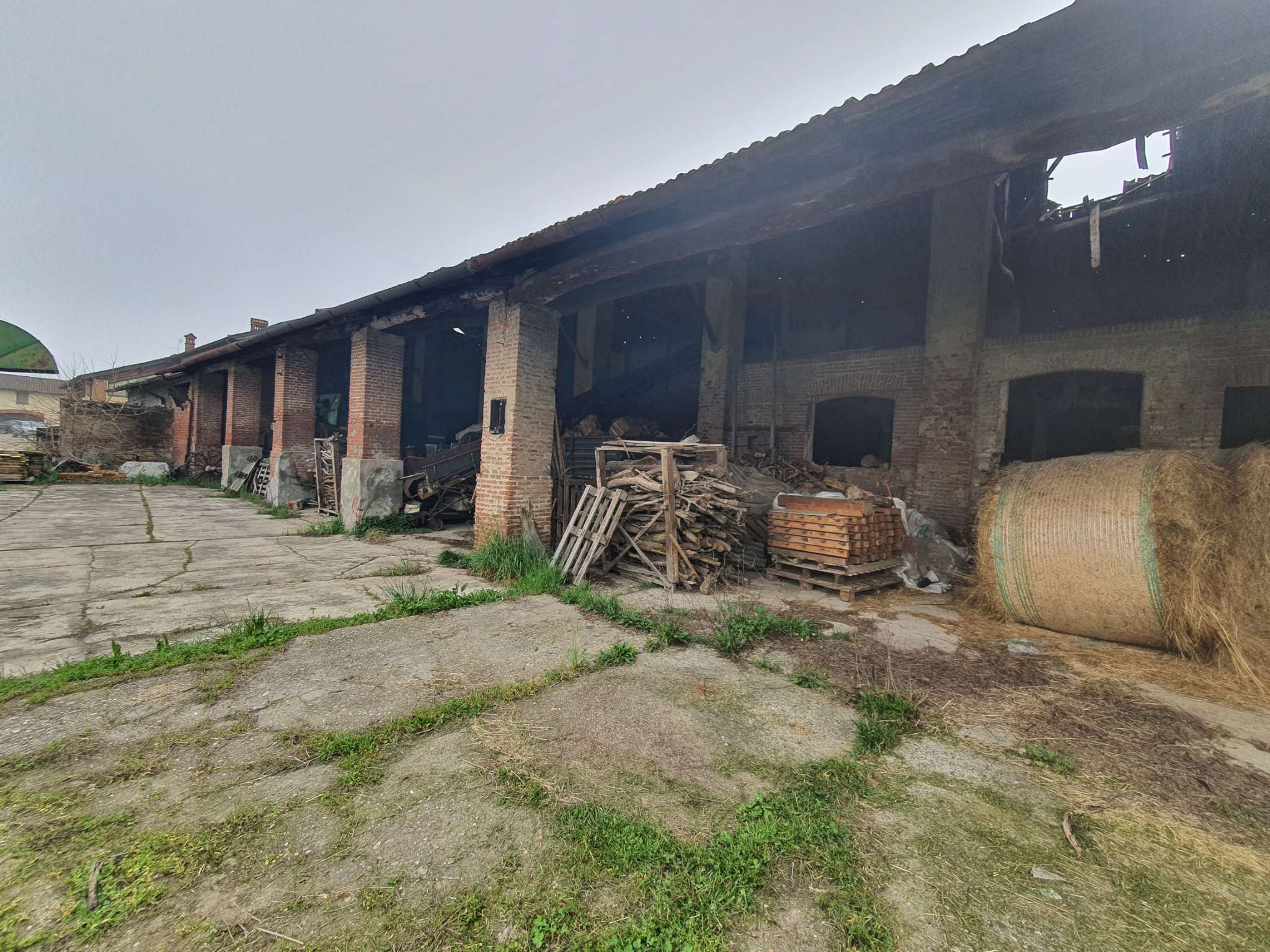 Inverno e Monteleone Vendita CASALE / RUSTICO / CASA / CASCINA