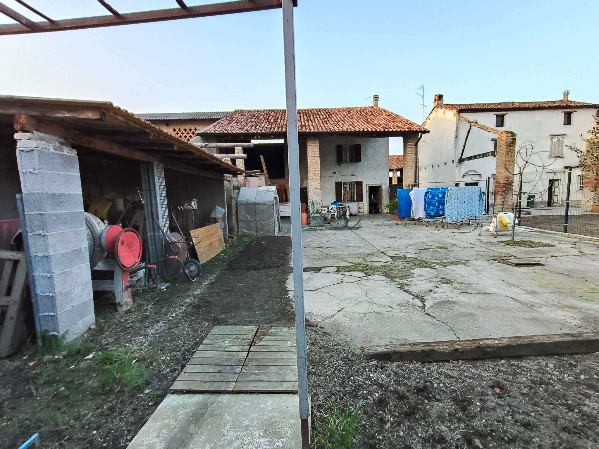 Cremosano Vendita CASALE / RUSTICO / CASA / CASCINA