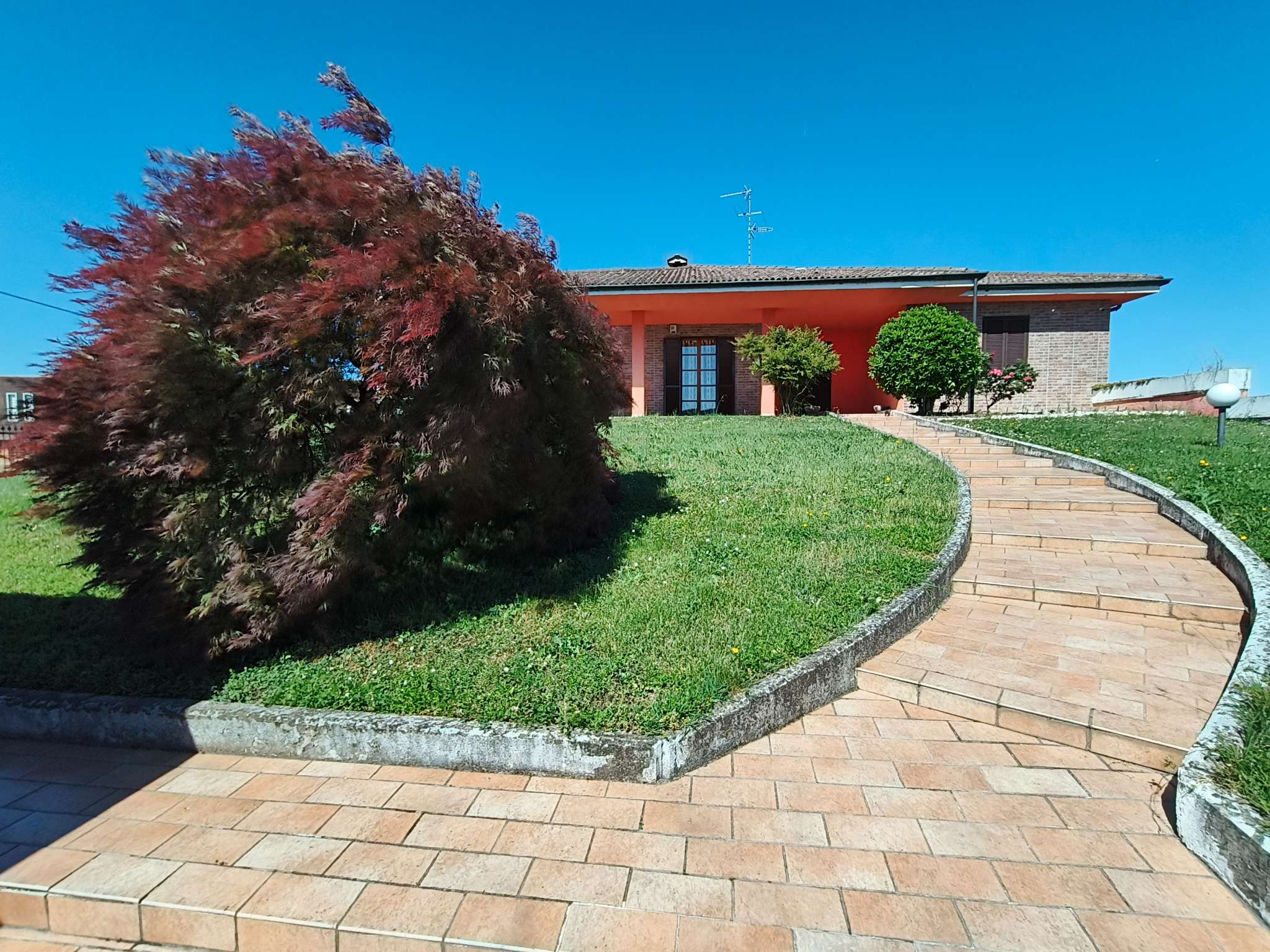 Rivolta d'Adda Vendita VILLA