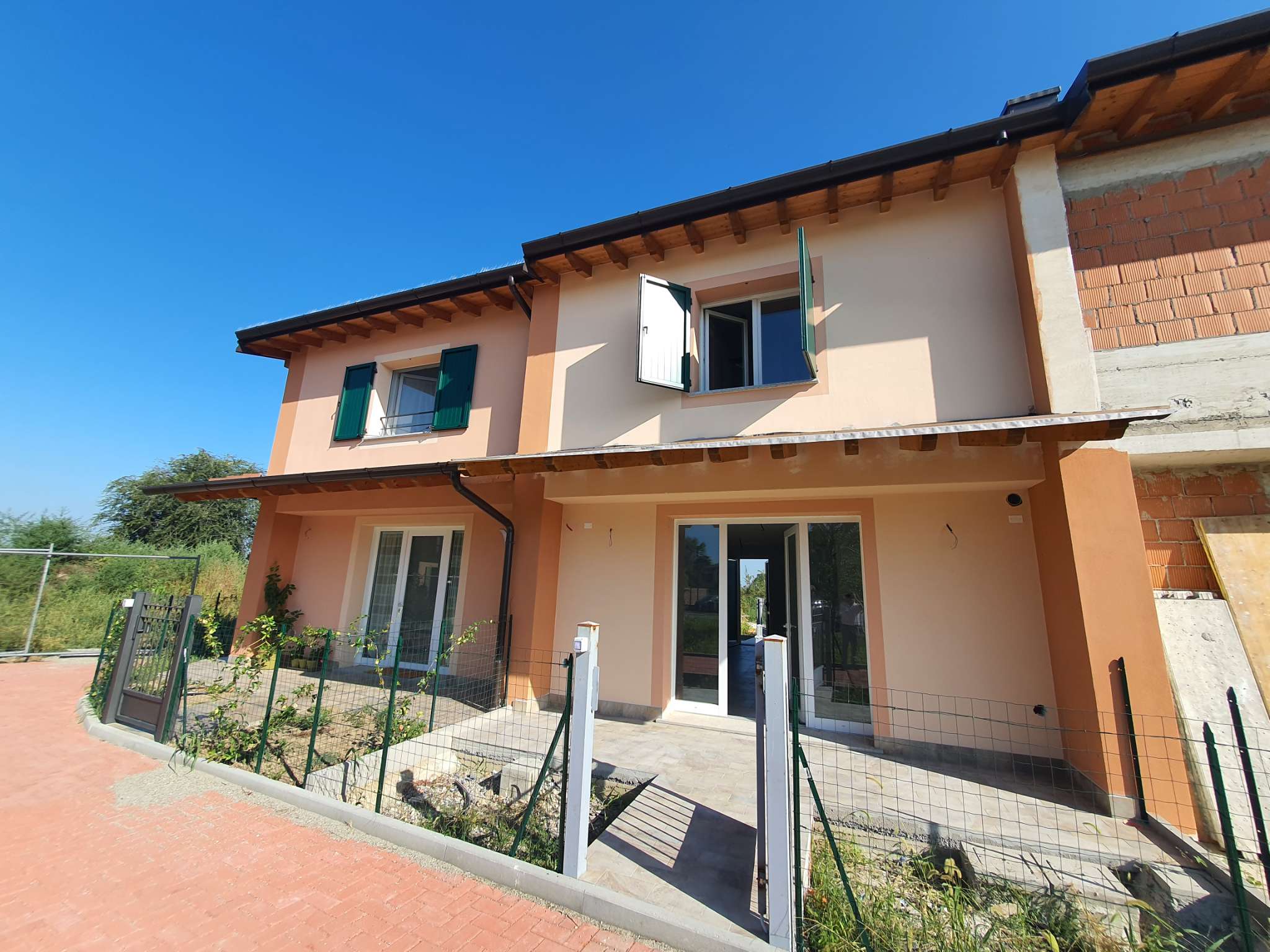 VENDITE Ville singole o a schiera a Dovera – foto 1
