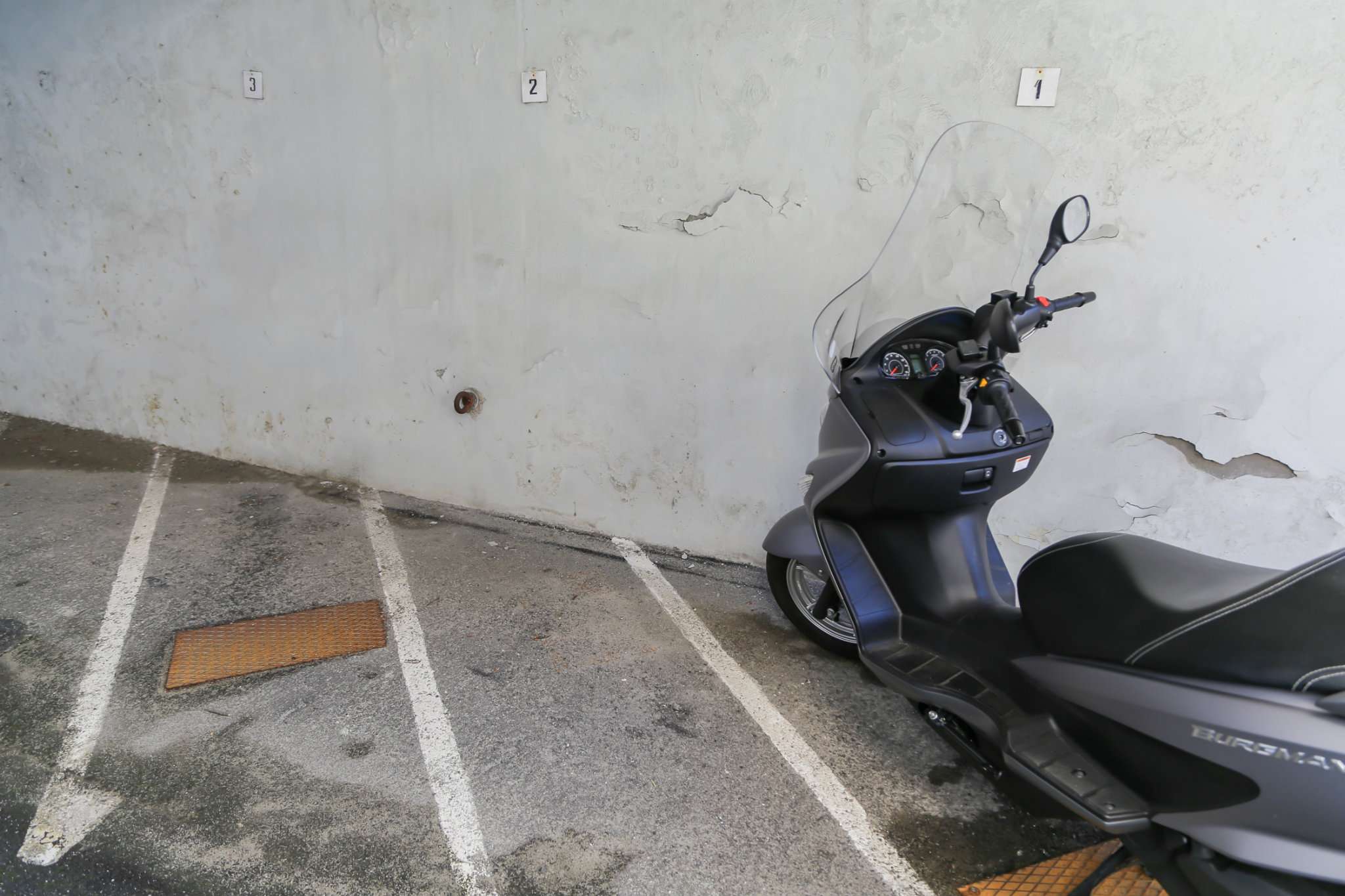 Box auto - Posto auto GENOVA vendita  SESTRI P.  Agenzia Ghirardi sas