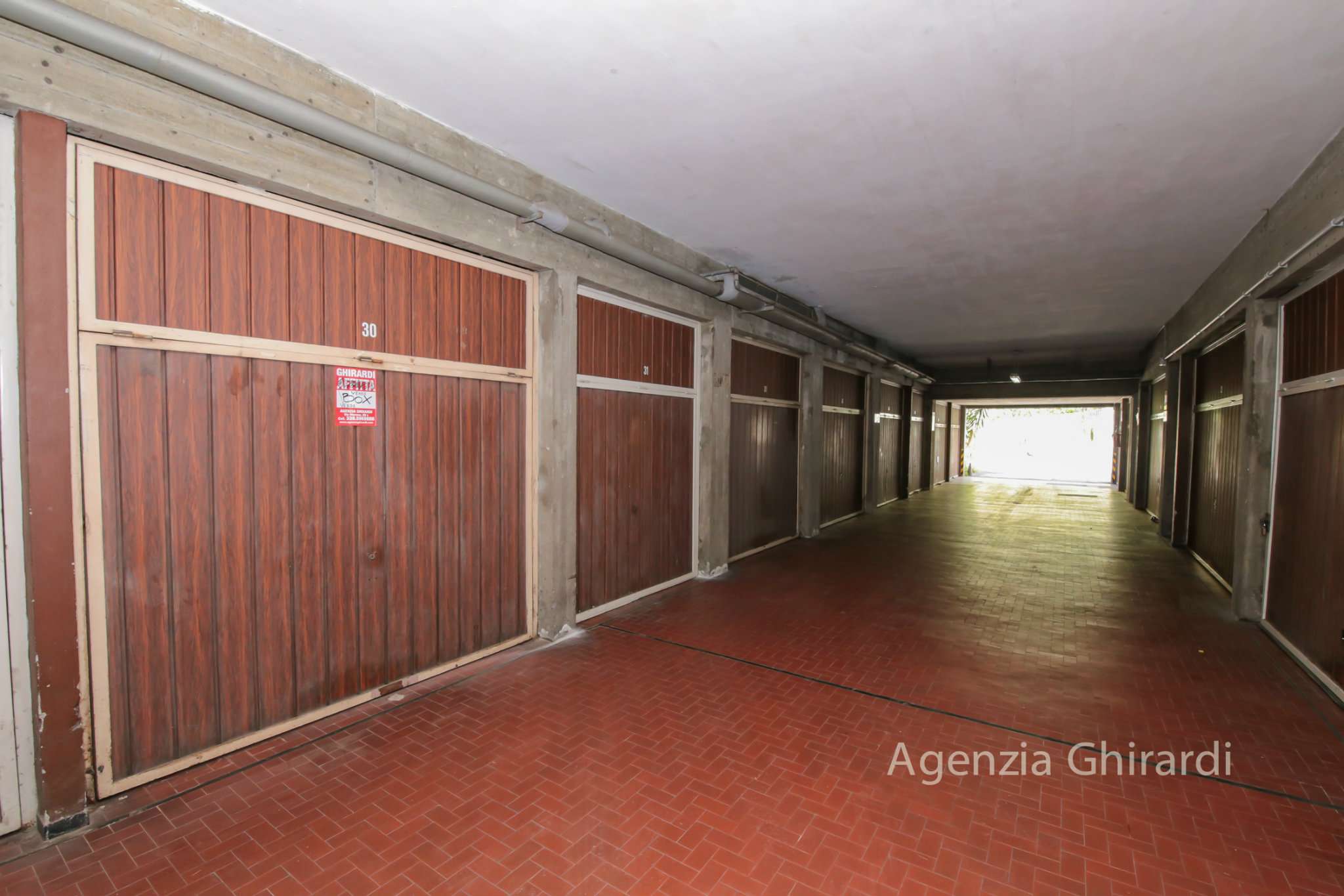Box auto - Posto auto GENOVA vendita  SESTRI P.  Agenzia Ghirardi sas