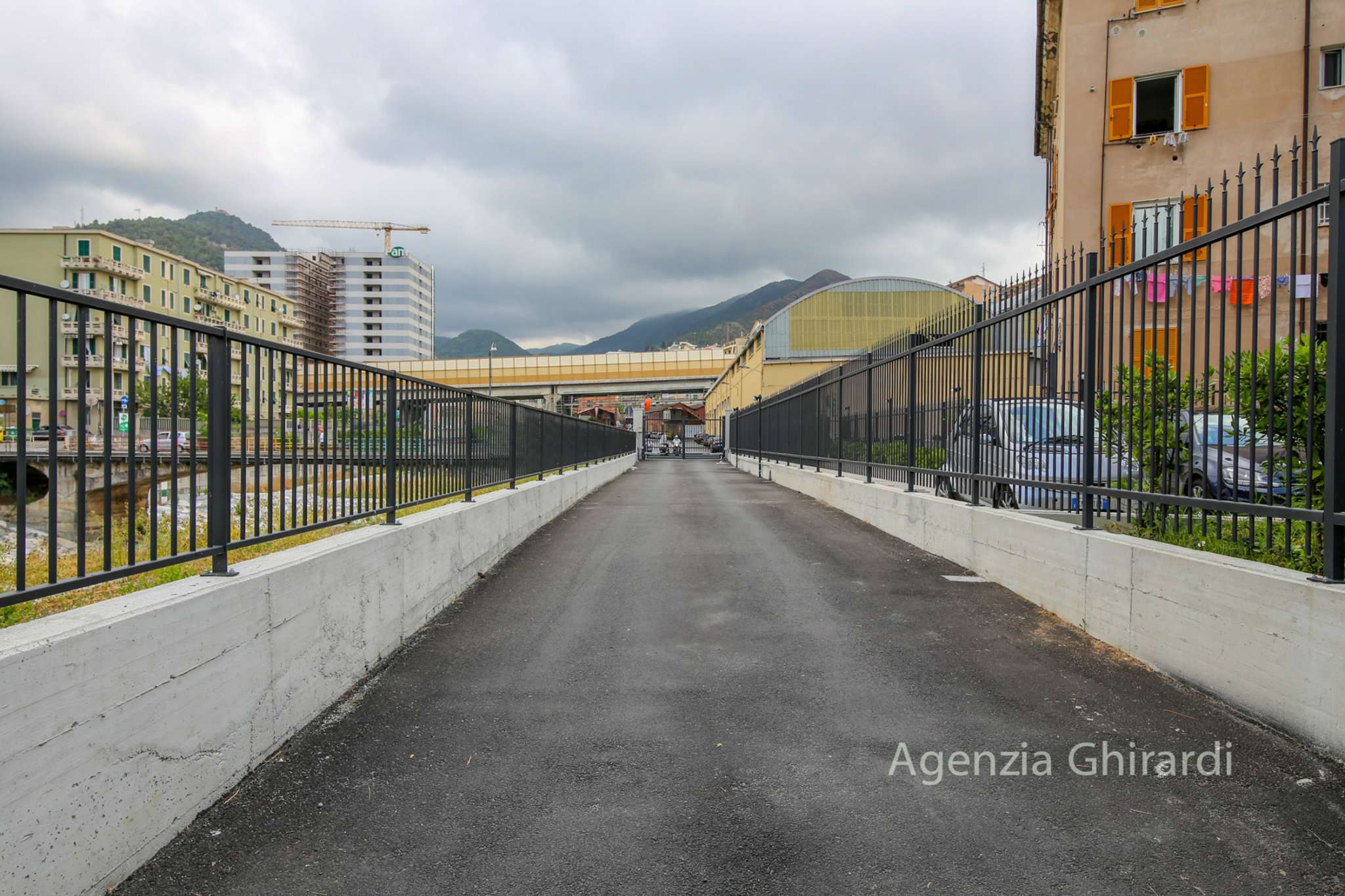 Box auto - Posto auto GENOVA affitto  SESTRI P.  Agenzia Ghirardi sas