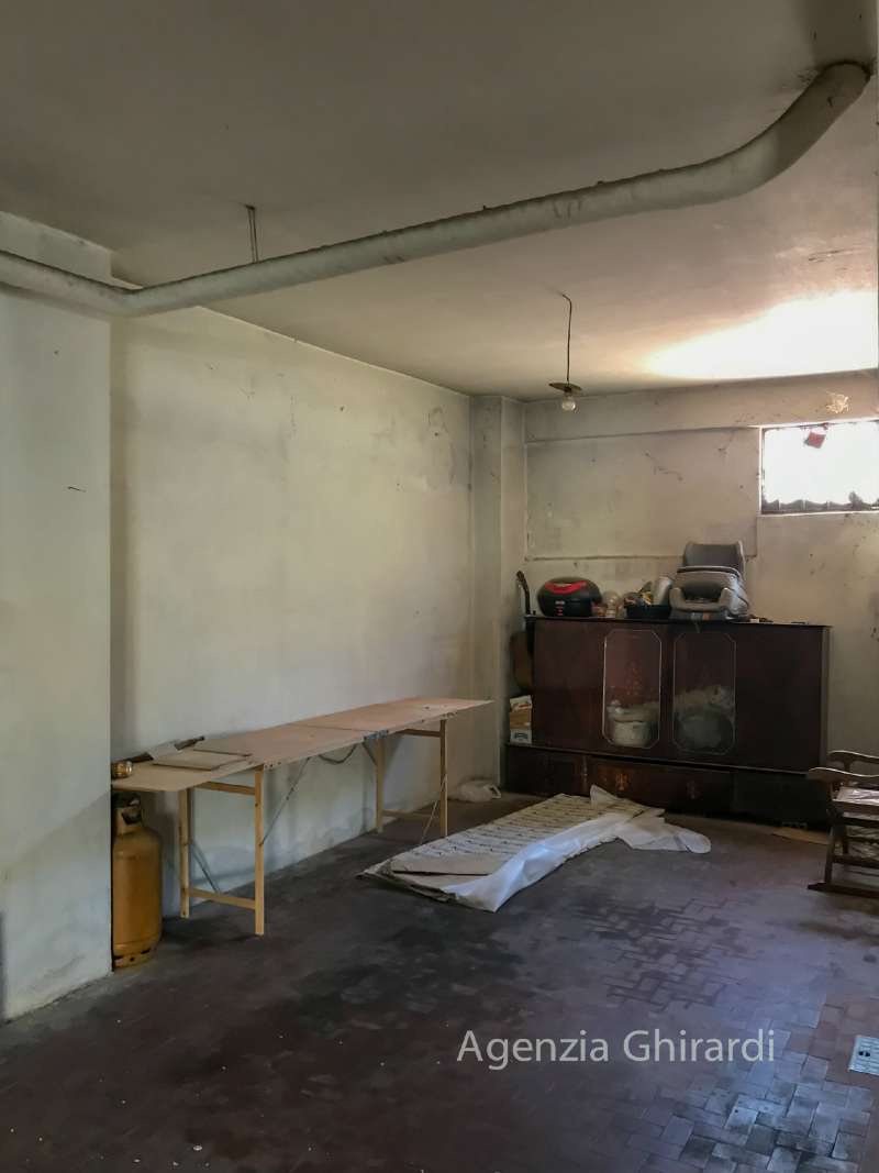 Box auto - Posto auto GENOVA vendita  SESTRI P.  Agenzia Ghirardi sas