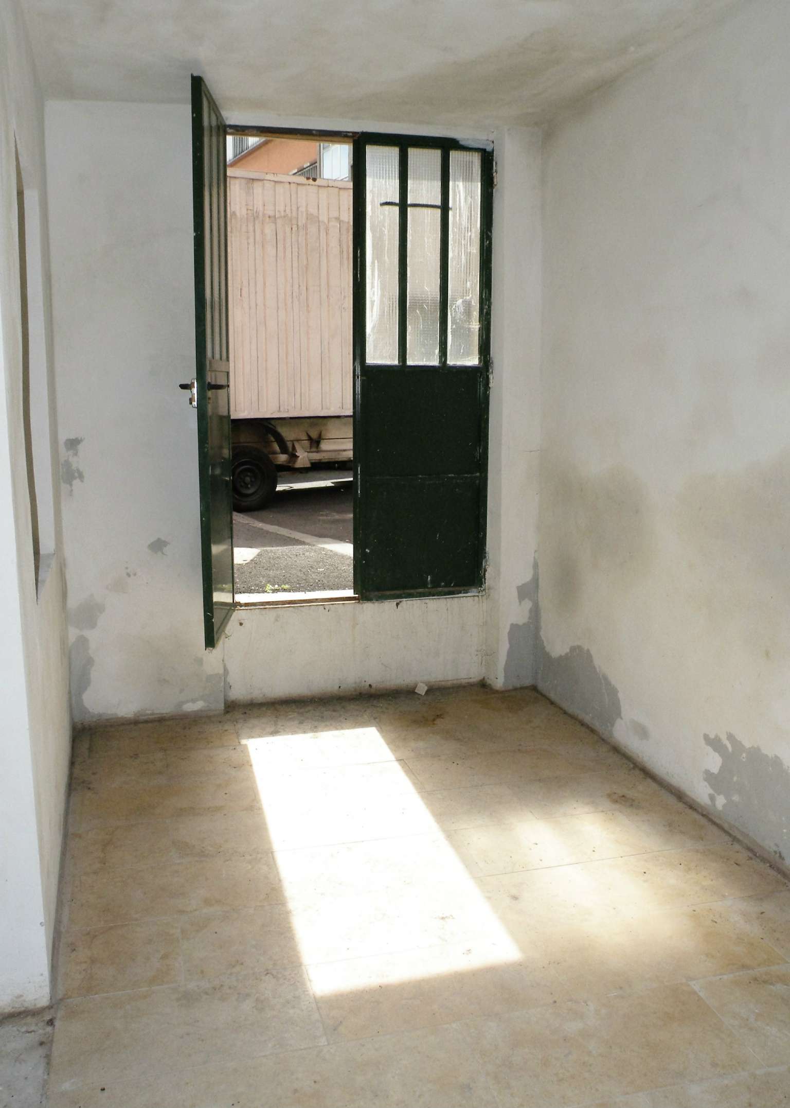 Negozio - Loc.Com. GENOVA vendita   Borgo degli Incrociati FIN IMMOBILIARE