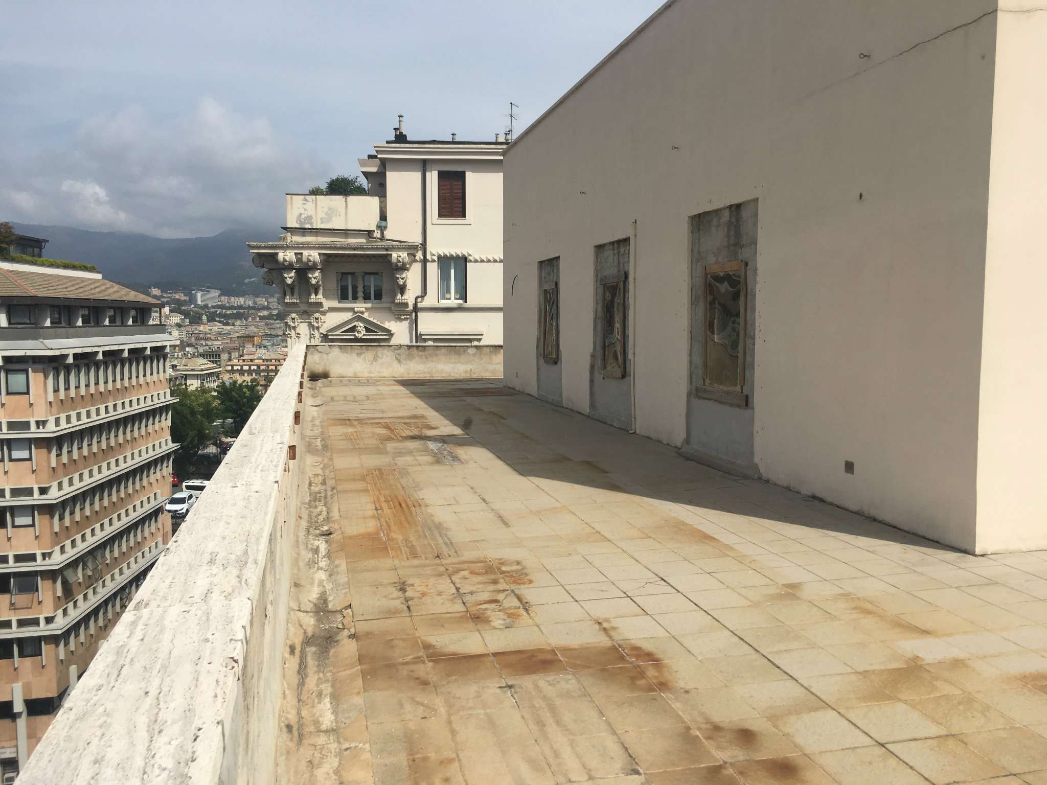  genova vendita quart: centro fin immobiliare