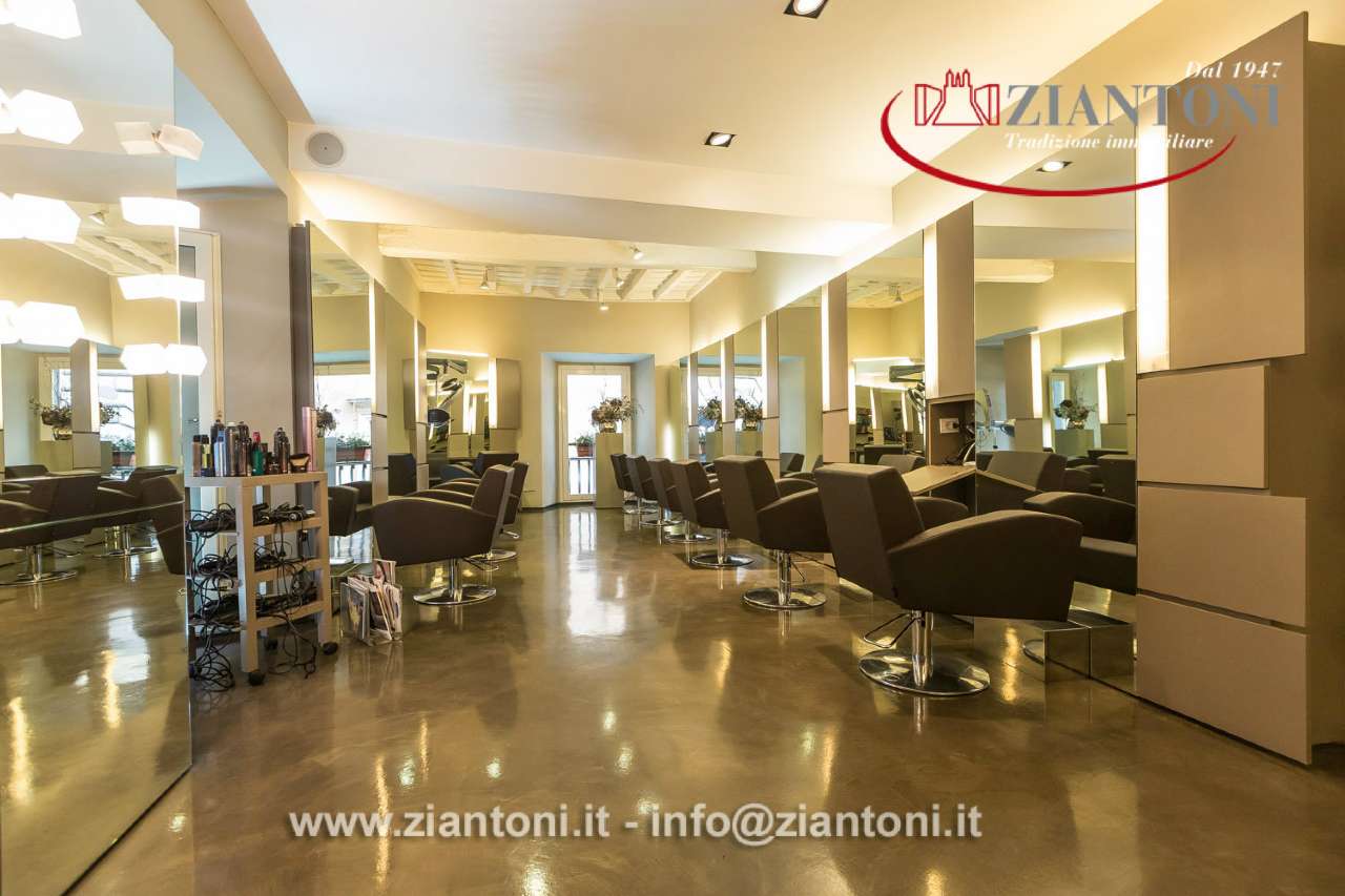 Negozio - Loc.Com. ROMA vendita  Centro storico Frattina AGENZIA IMMOBILIARE ZIANTONI