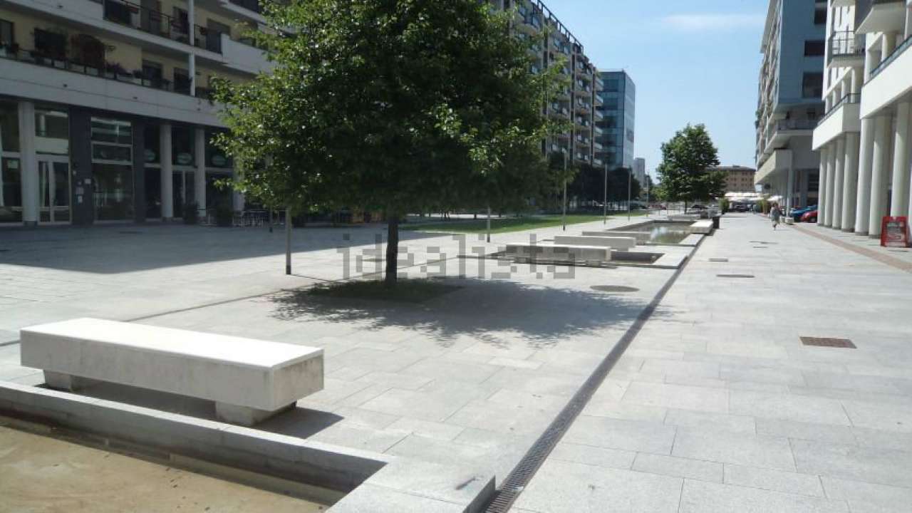 Negozio - Loc.Com. MILANO affitto  SANTA GIULIA Cassinari Gibimedia