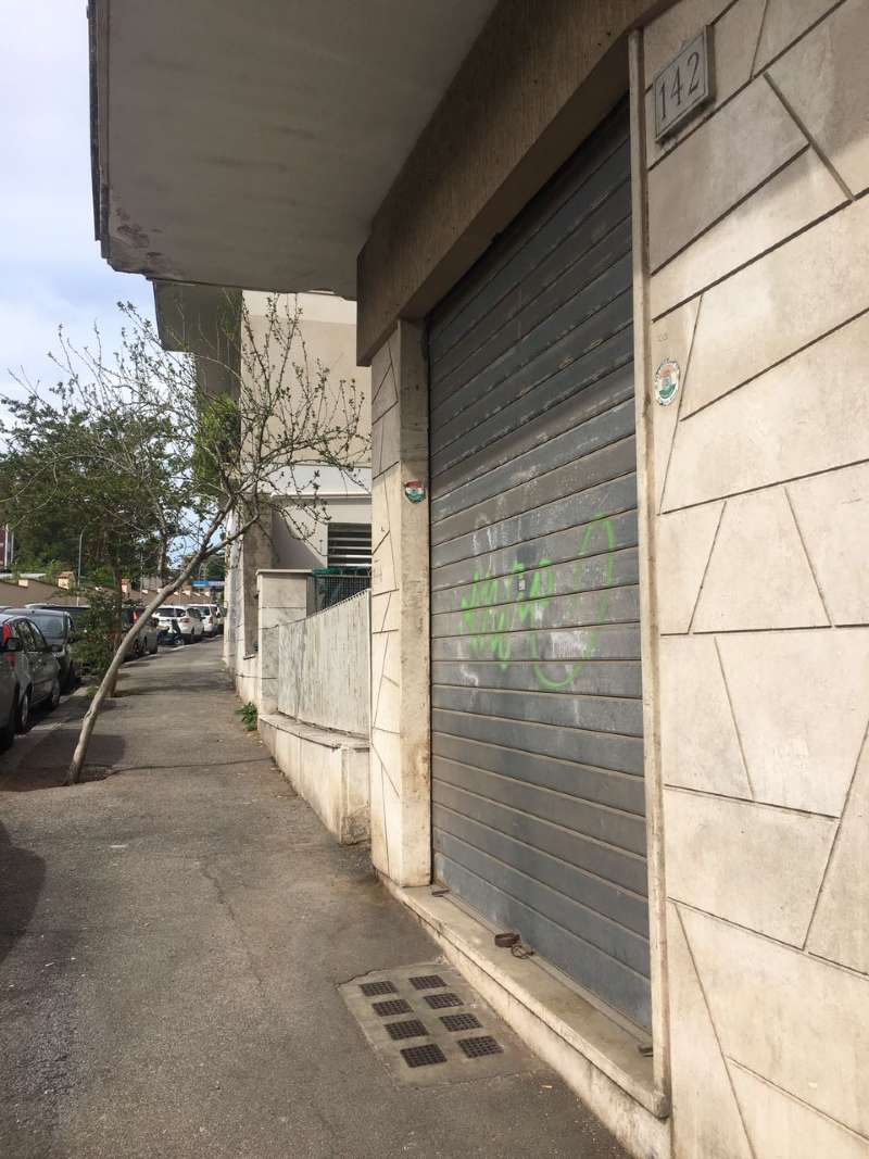 Negozio - Loc.Com. ROMA vendita  BALDUINA Festo Avieno Immobiliare Gallia di Botarelli Stefania