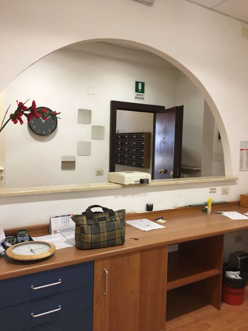 Ufficio - Loc.Com. ROMA affitto  MARCONI Oderisi da Gubbio Immobiliare Gallia di Botarelli Stefania