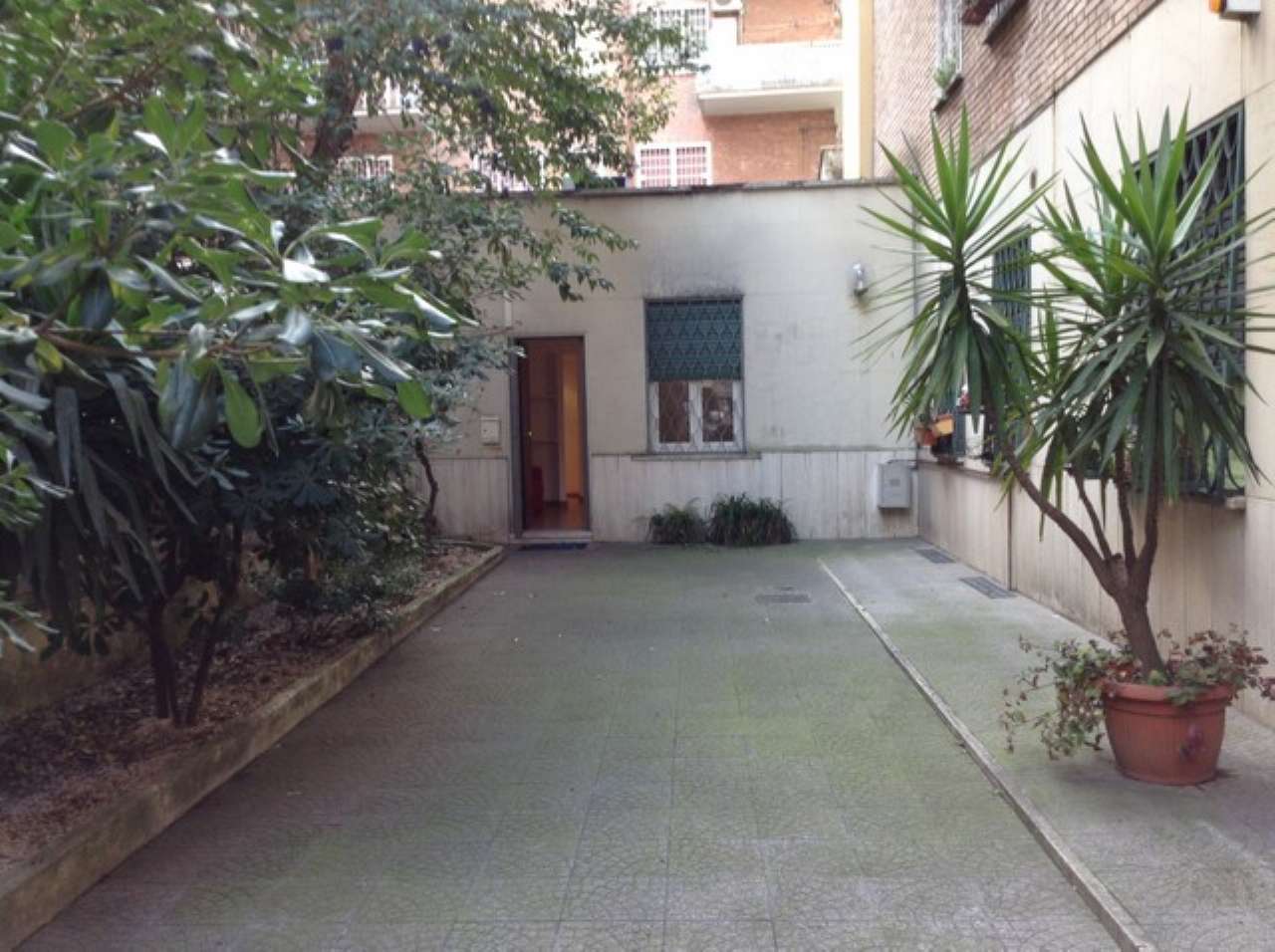 Appartamento ROMA affitto  TUSCOLANO (VI MUN.) Montepulciano Immobiliare Gallia di Botarelli Stefania