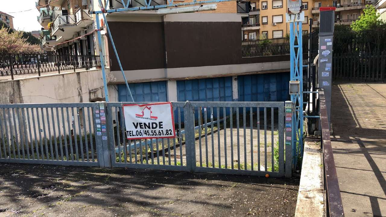 Box auto - Posto auto ROMA vendita  PRENESTINO - CENTOCELLE   Immobiliare Gallia di Botarelli Stefania