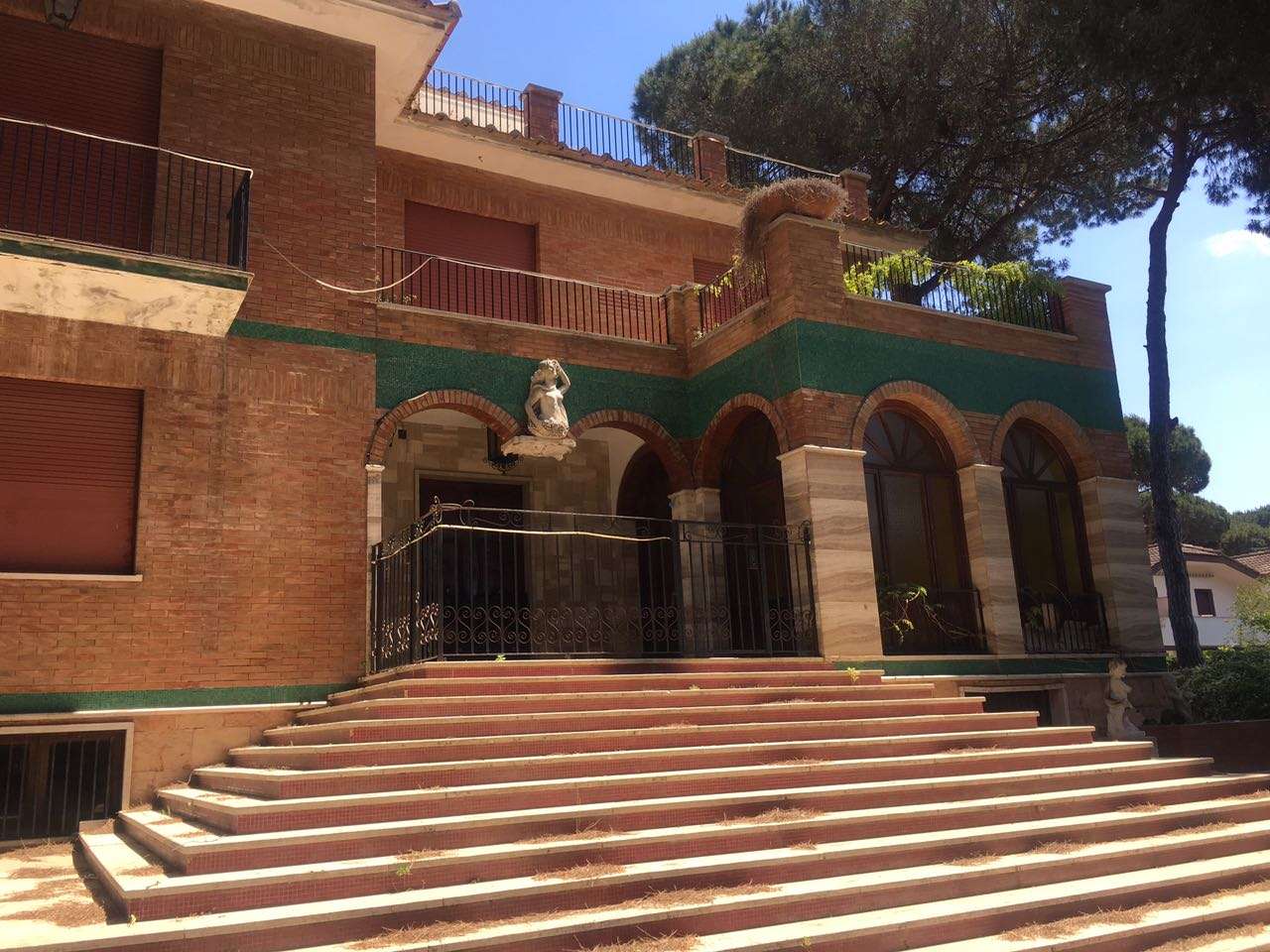 Villa Trifamiliare ANZIO vendita   Delle Rose Immobiliare Gallia di Botarelli Stefania