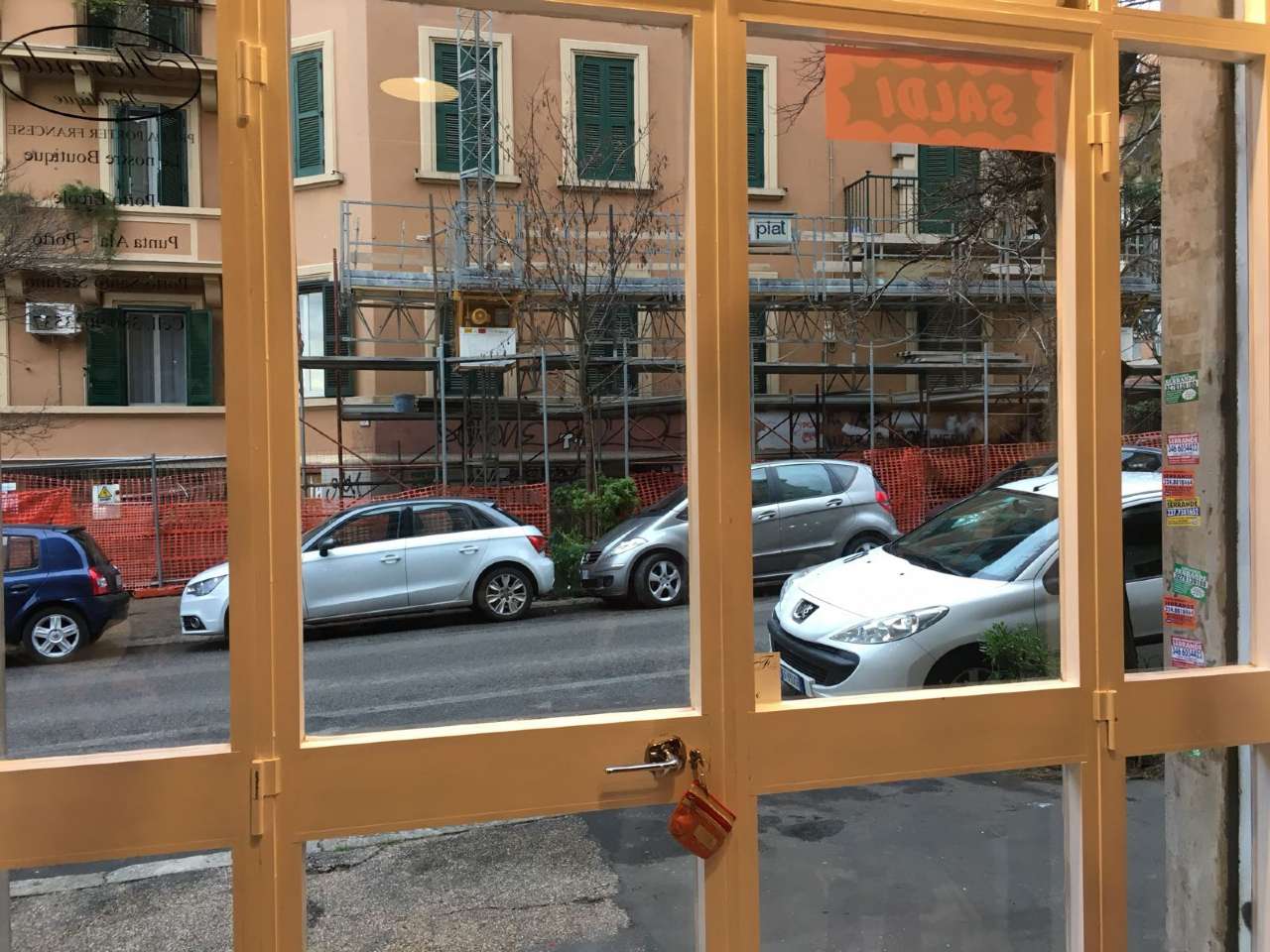 Negozio - Loc.Com. ROMA vendita  TRIESTE (II MUN.) via Archiano Immobiliare Gallia di Botarelli Stefania