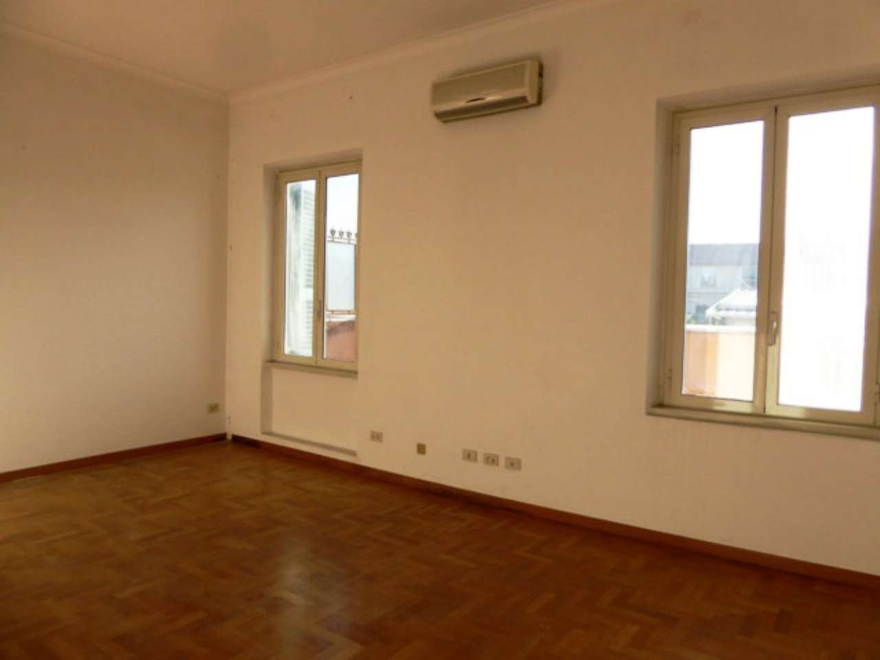  roma affitto quart: centro storico pieffe-immobiliare-srl