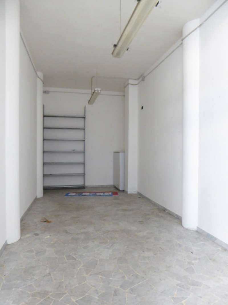 Negozio - Loc.Com. ROMA vendita  TRASTEVERE  Trastevere Pieffe Immobiliare Srl