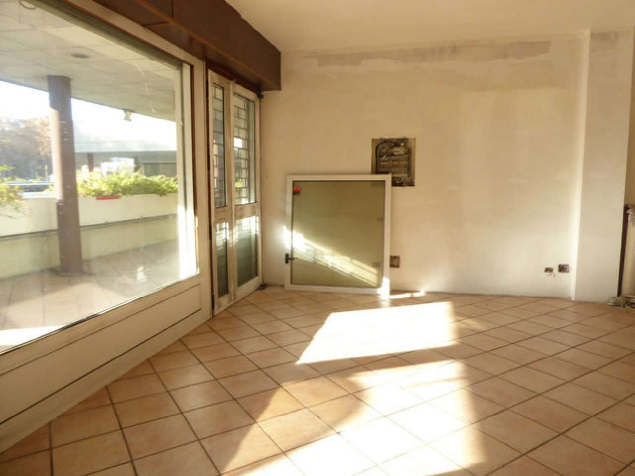 Negozio - Loc.Com. ROMA affitto  Tiburtina delle Crociate Pieffe Immobiliare Srl