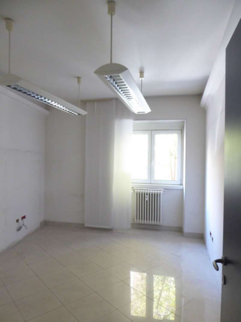 Ufficio - Loc.Com. ROMA affitto  TRIESTE (II MUN.) Salaria Pieffe Immobiliare Srl