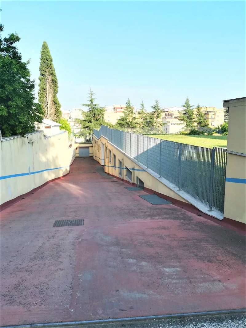  roma vendita quart: gianicolense (xv mun.) solo-casa-srl