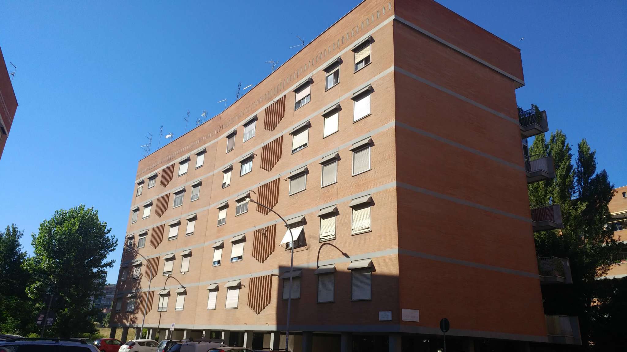 Appartamento ROMA vendita  EUROPA  Carlo Moneta Uno Holding